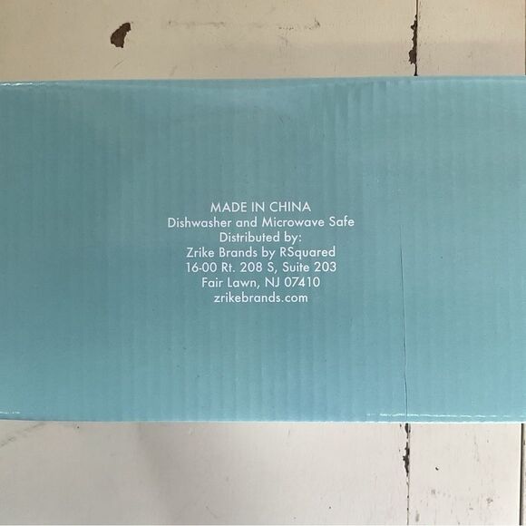 Set of 2 Disney Mugs Mickey Mouse ove Heart Handles New In Box - Picture 8 of 10